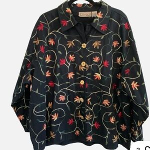 Life Style Woman's Embroidered Floral Jacket With Wooden Buttons    Size 2X